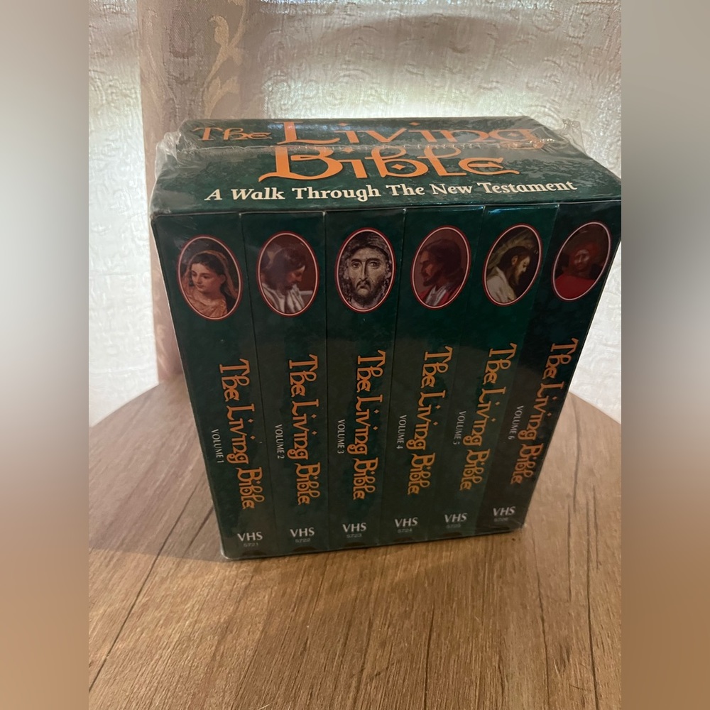 New VINTAGE The Living Bible VHS Tapes Lot of 6 A Walk Through the New Testament